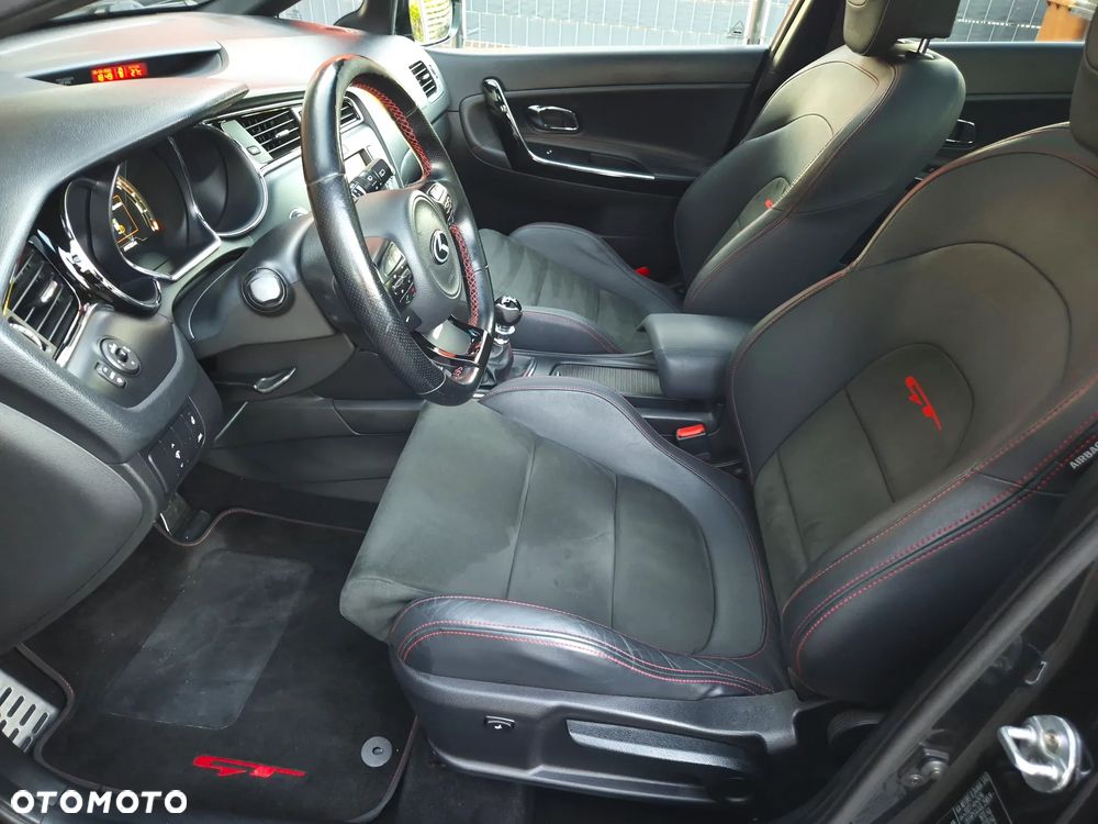 Kia Ceed 1.6 T-GDI GT-Track - 8