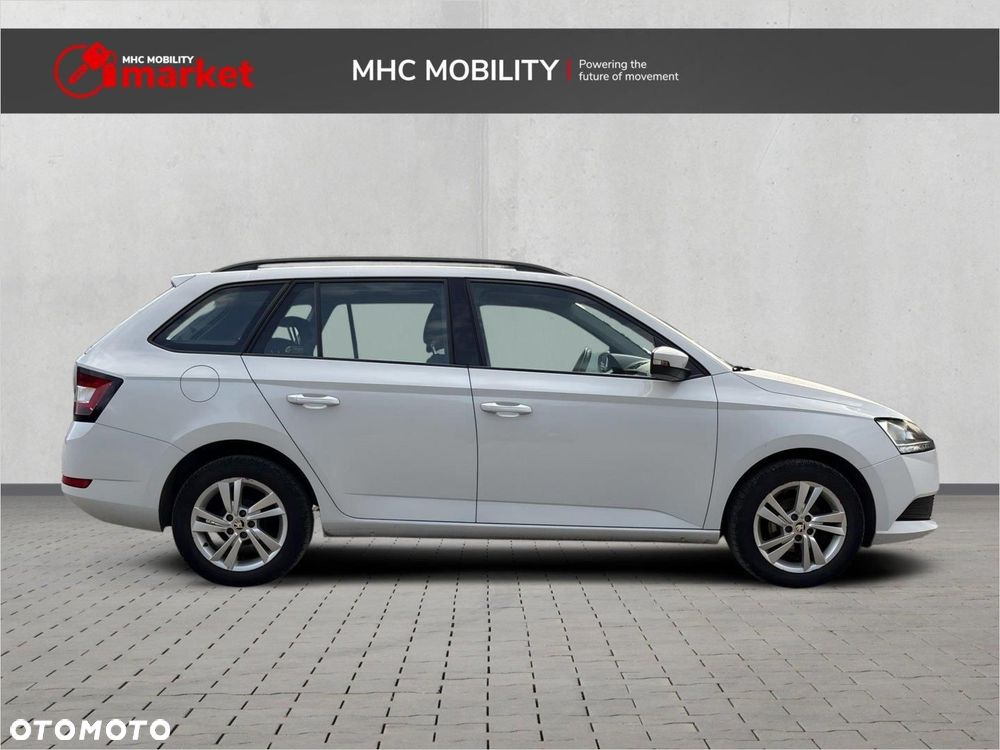 Skoda Fabia 1.0 TSI Ambition - 6