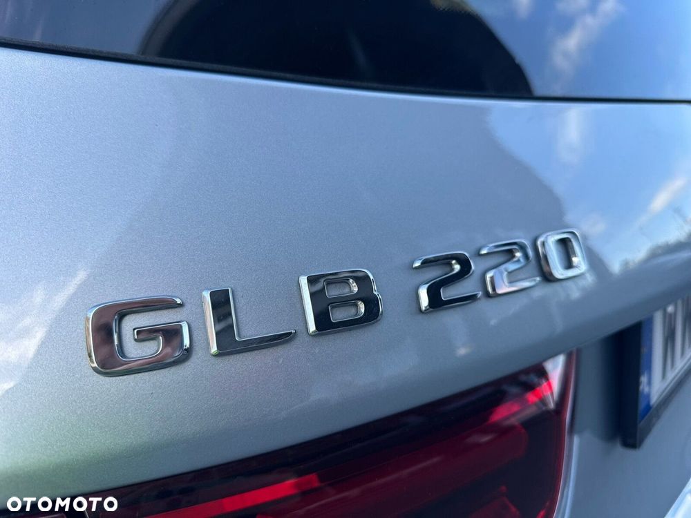 Mercedes-Benz GLB - 8