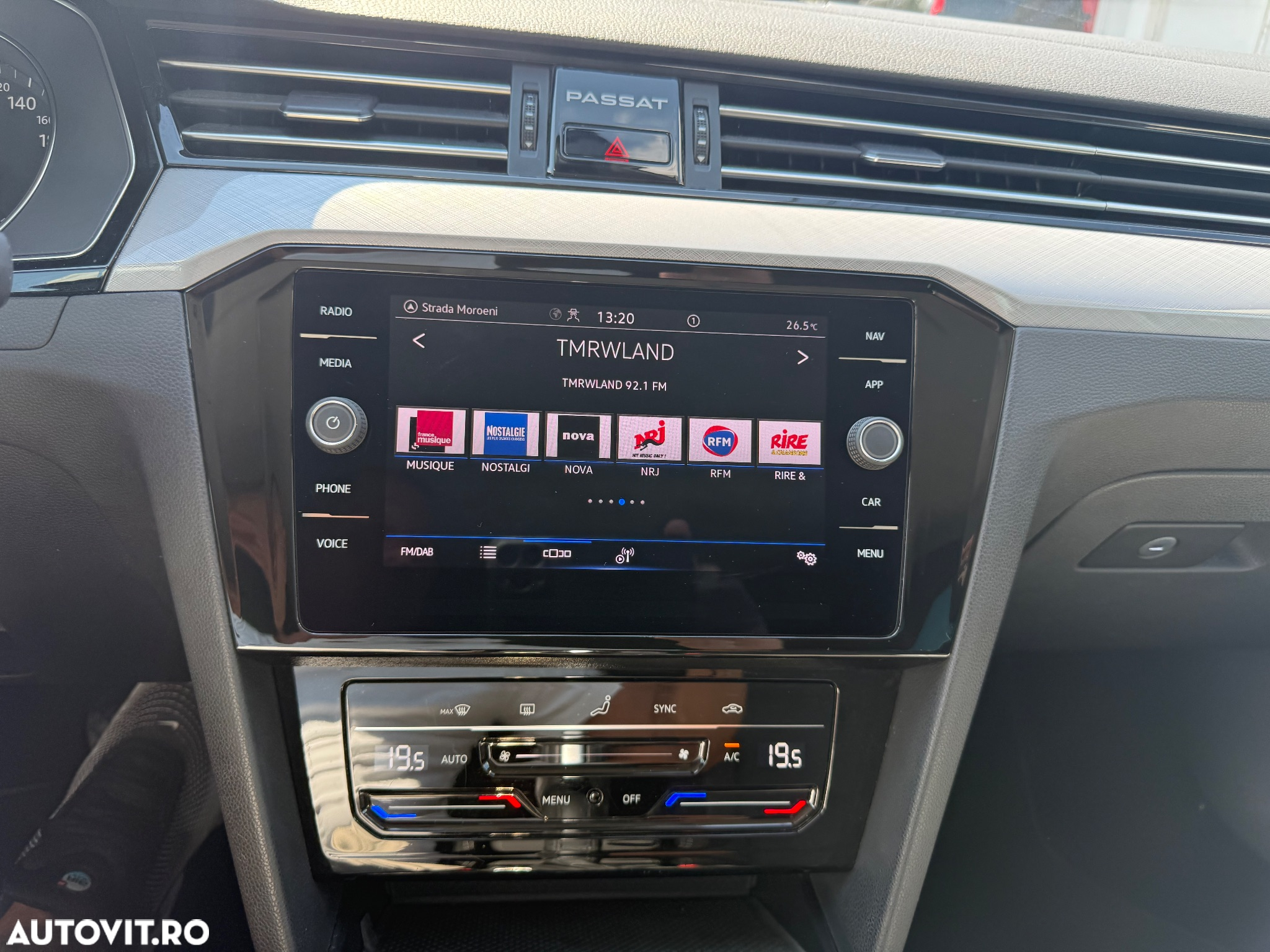 Volkswagen Passat Variant 2.0 TDI DSG Elegance - 22