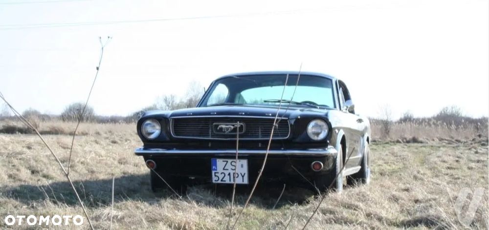 Ford Mustang - 2