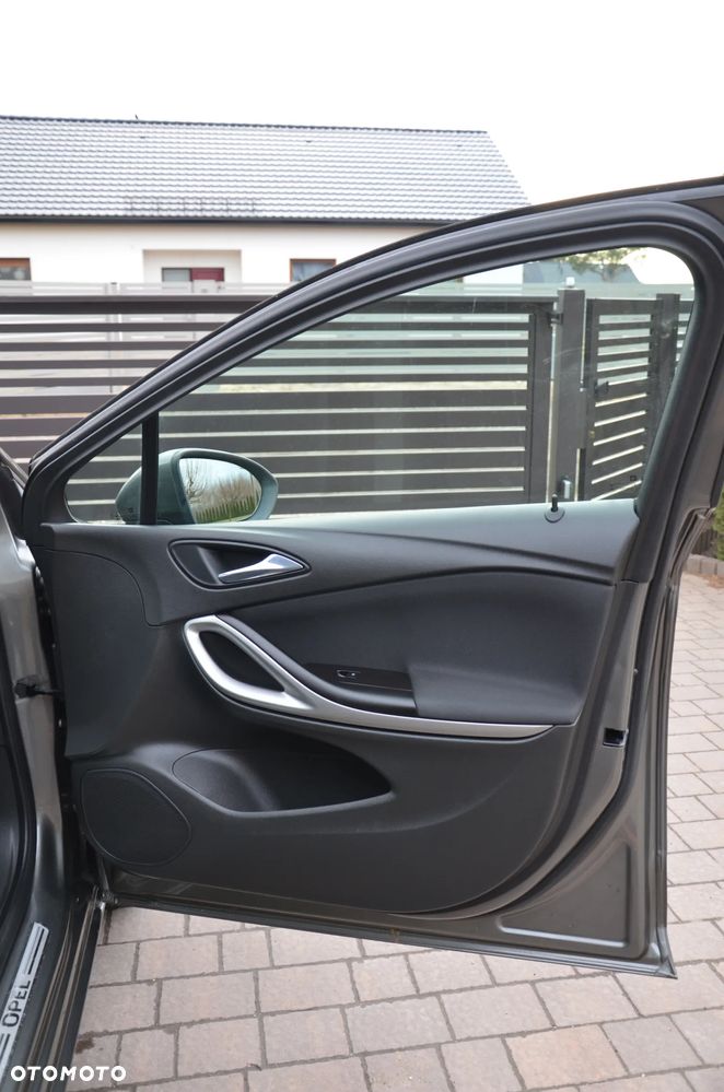 Opel Astra 1.4 Turbo ON - 18