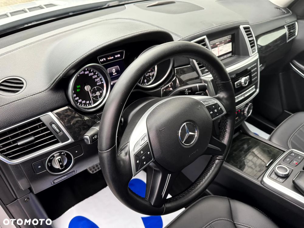 Mercedes-Benz GL 350 BlueTEC 4Matic 7G-TRONIC - 22