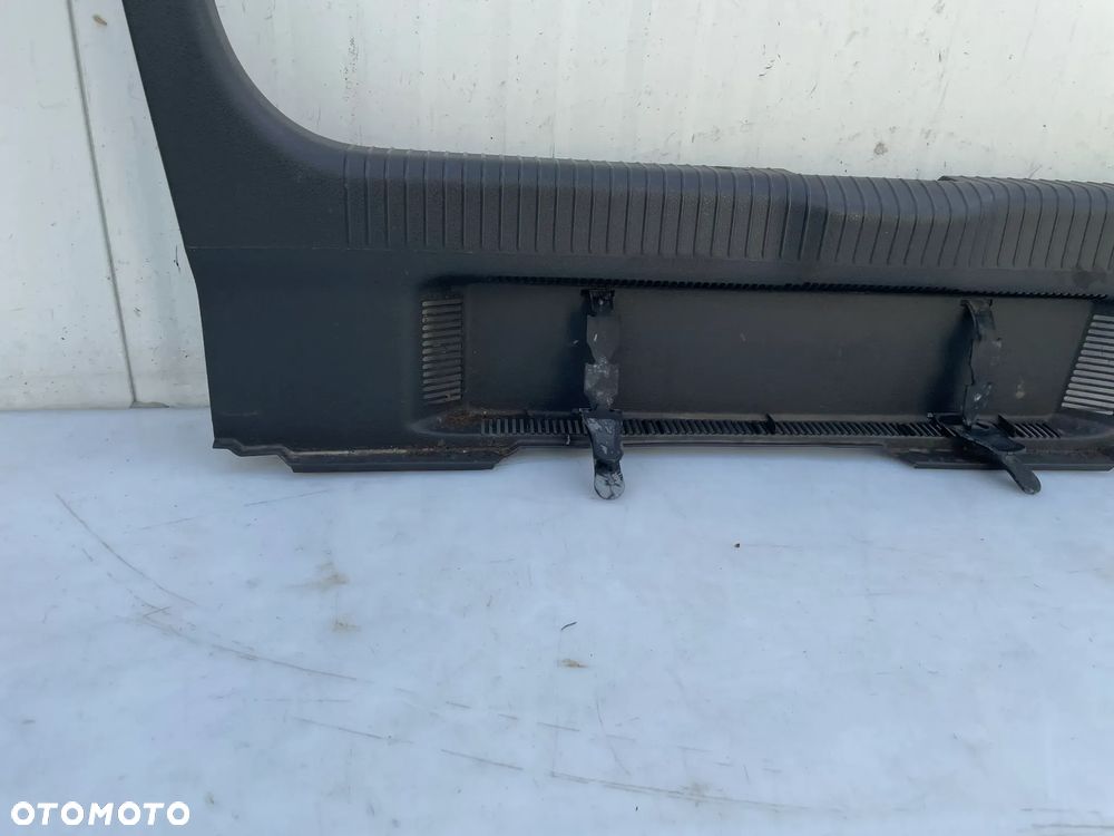 osłona progu bagażnika vw Polo 9N LIFT 3D 6Q6863459N - 3