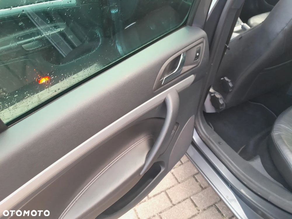 Skoda Octavia 2.0 TDI RS - 21