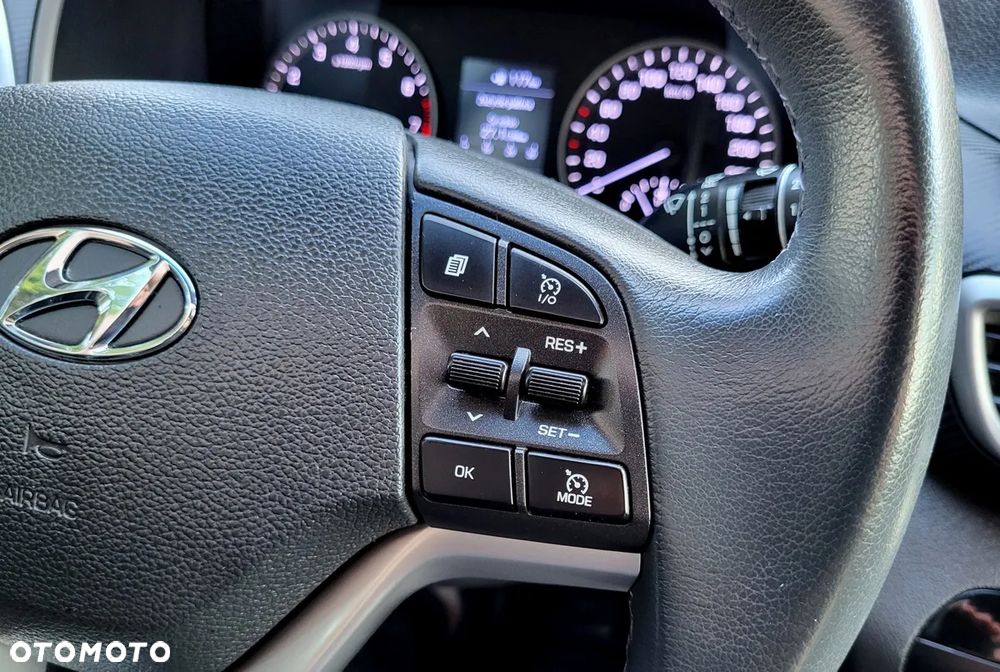 Hyundai Tucson 1.6 GDI BlueDrive Comfort 2WD - 25