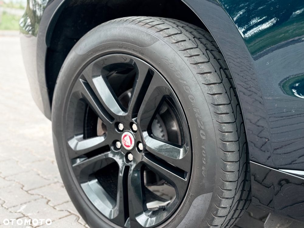 Jaguar F-Pace 2.0 D200 mHEV AWD SE - 10