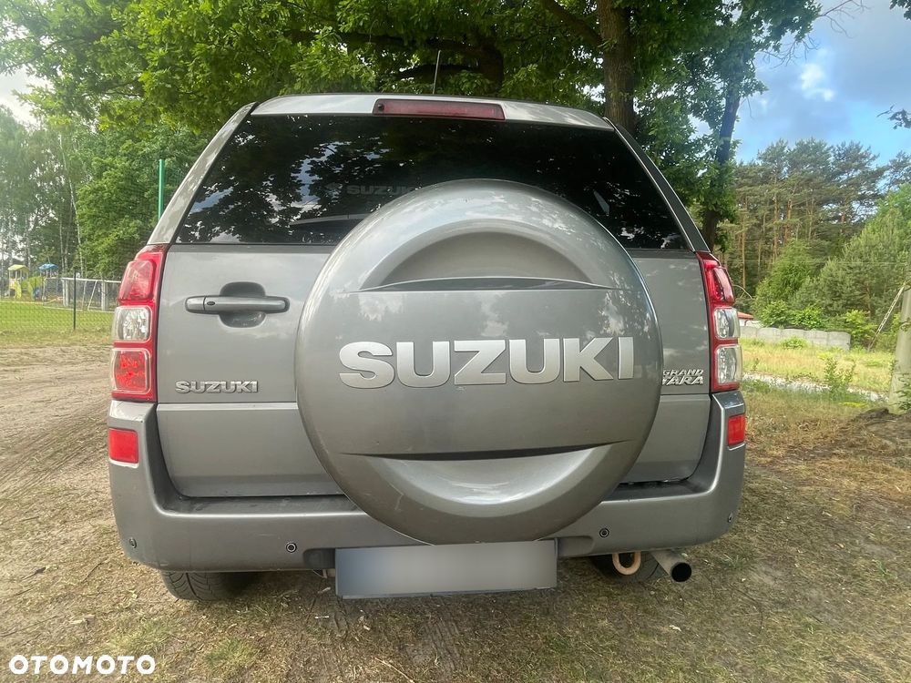 Suzuki Grand Vitara 2.0 - 5