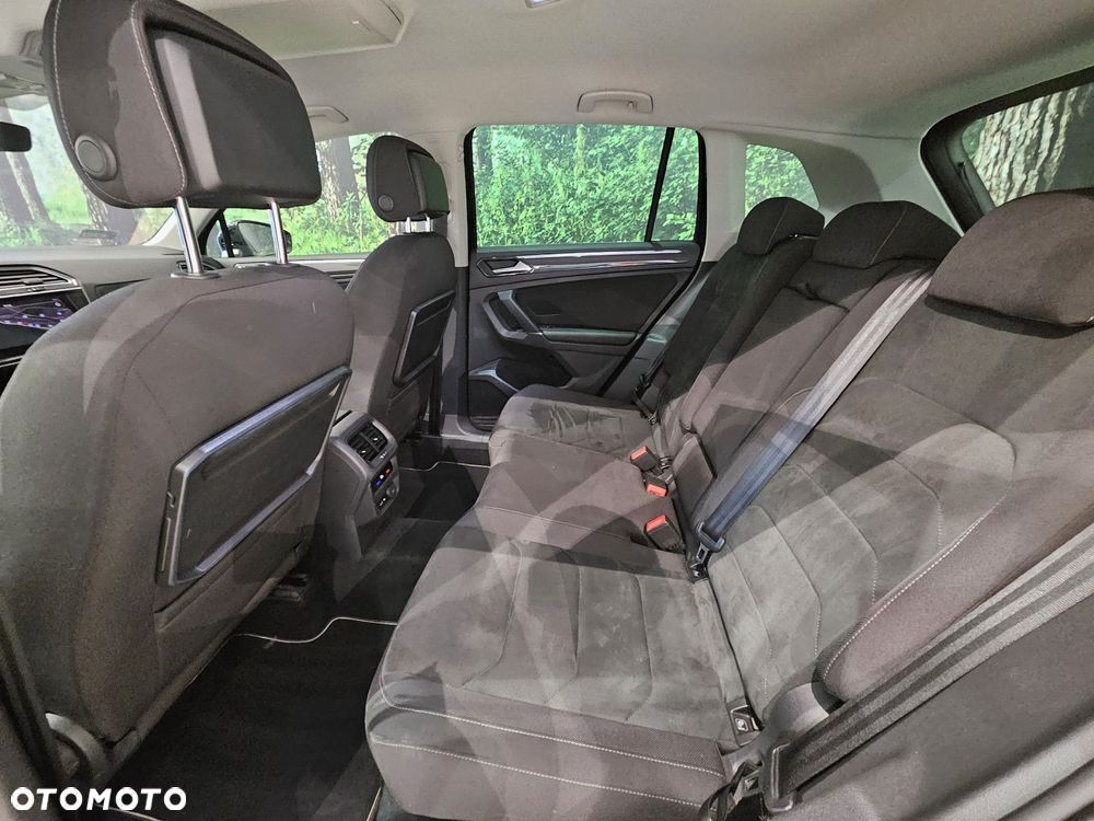 Volkswagen Tiguan - 22