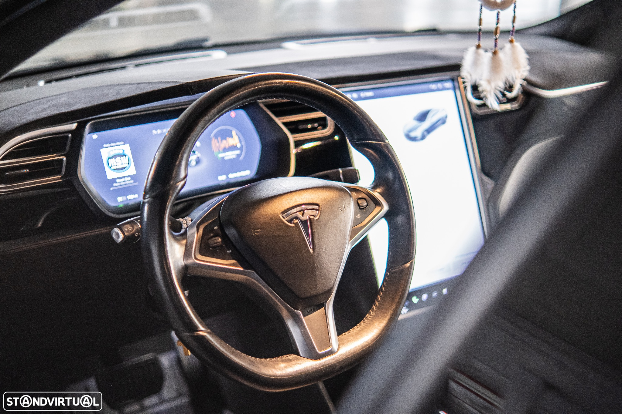 Tesla Model S 85 - 24