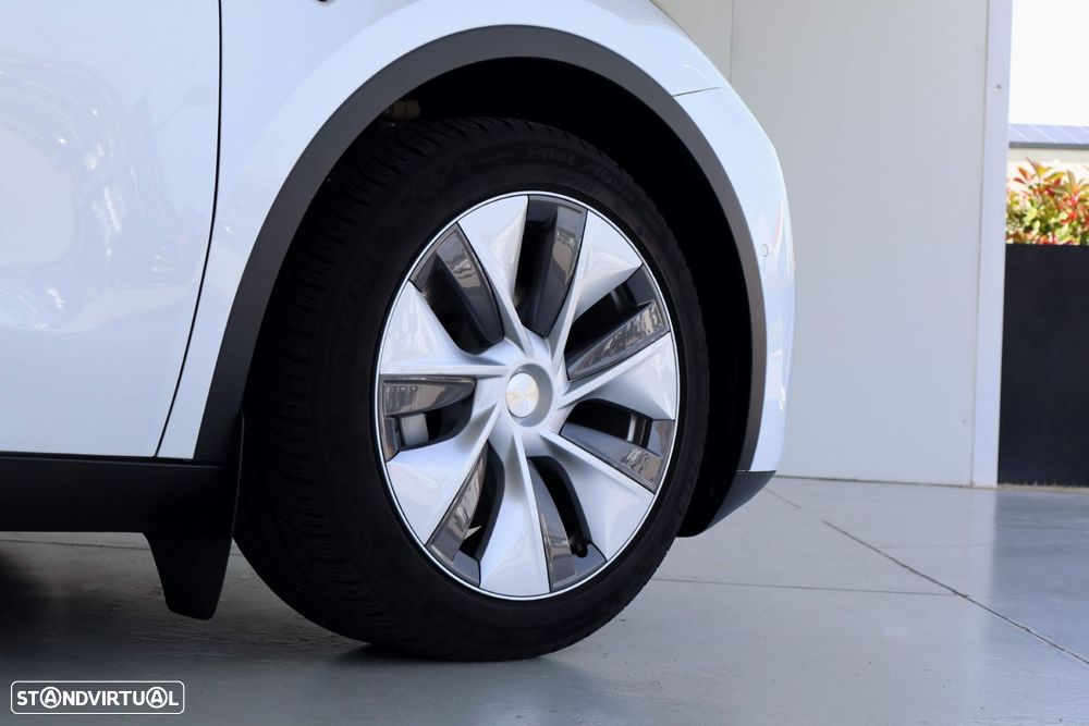 Tesla Model Y Long Range Tração Integral - 9