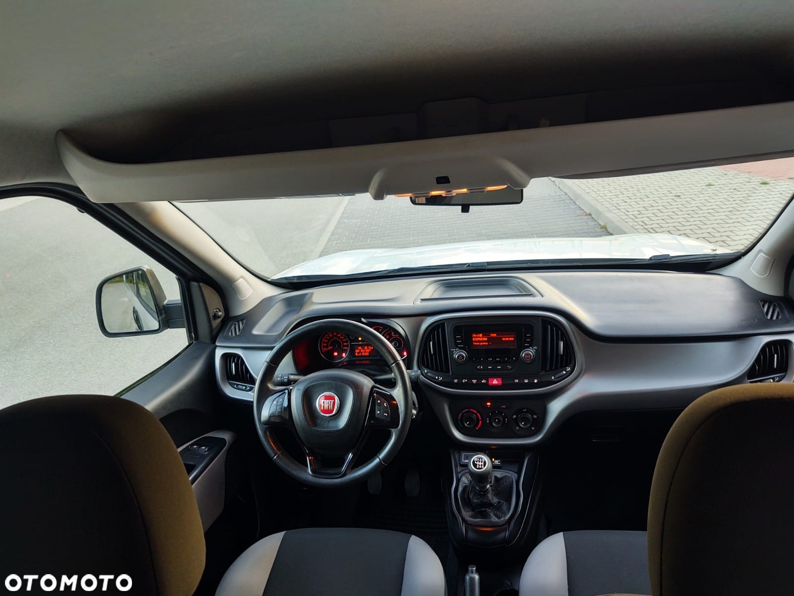 Fiat Doblo 1.4 T-Jet 16V Dynamic - 9