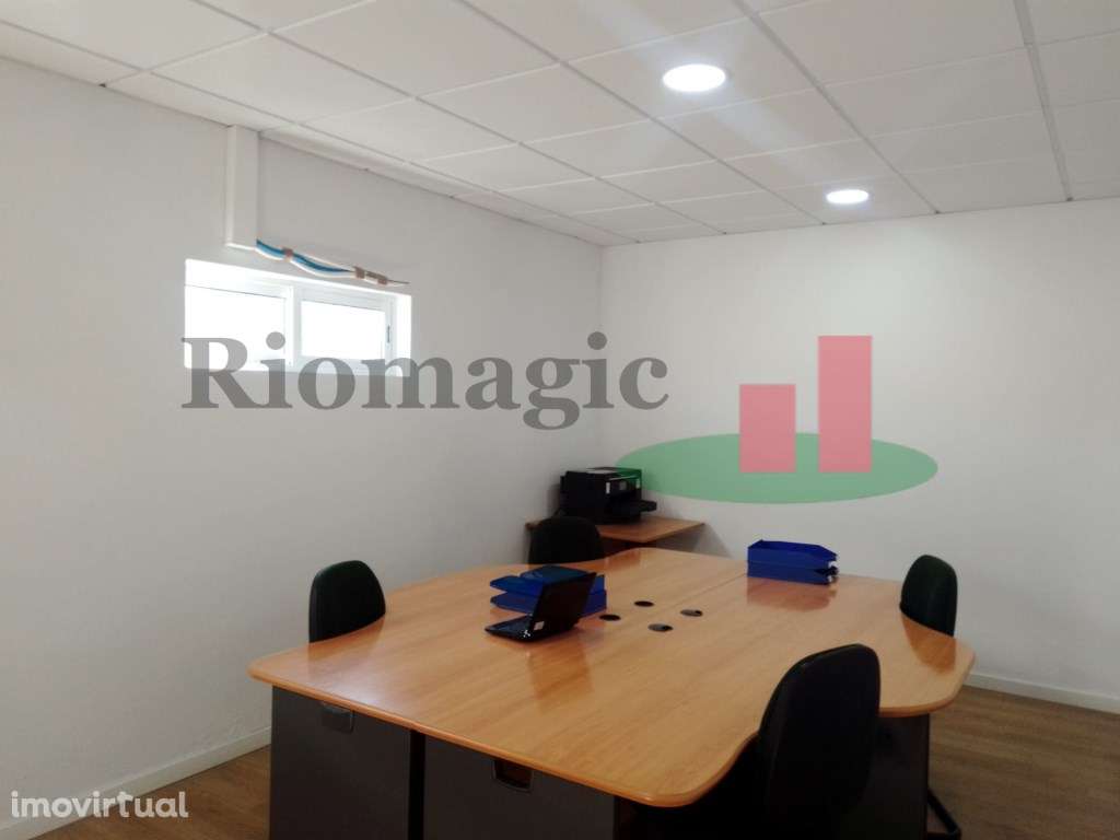Sala / escritório para arrendamento - Grande imagem: 2/4