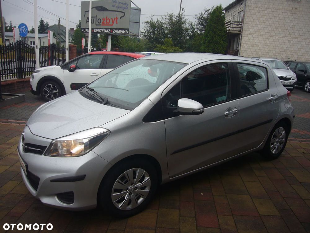 Toyota Yaris - 2