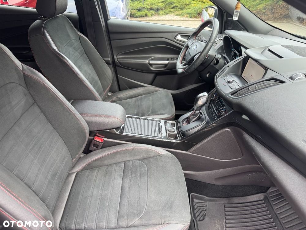 Ford Kuga - 19