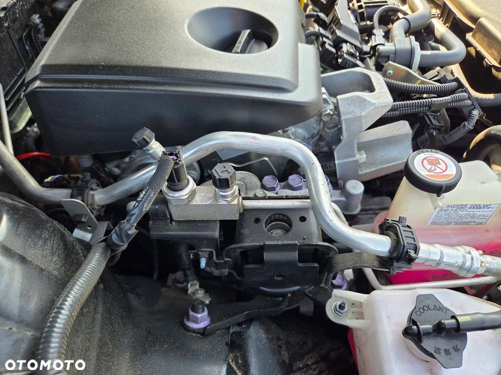 Toyota Camry 2.5 Hybrid Executive CVT - 31