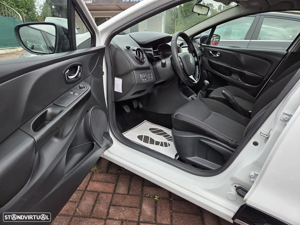 Renault Clio Sport Tourer Energy dCi 90 Business - 20