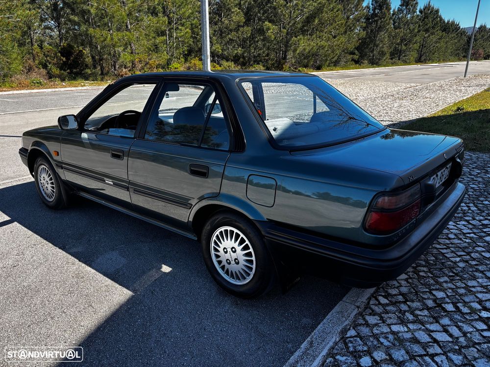 Toyota Corolla Sedan 1.3 XL 12V - 25