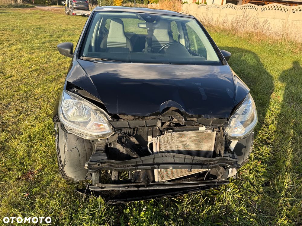 Volkswagen up! - 27