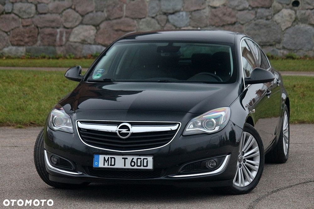 Opel Insignia - 1