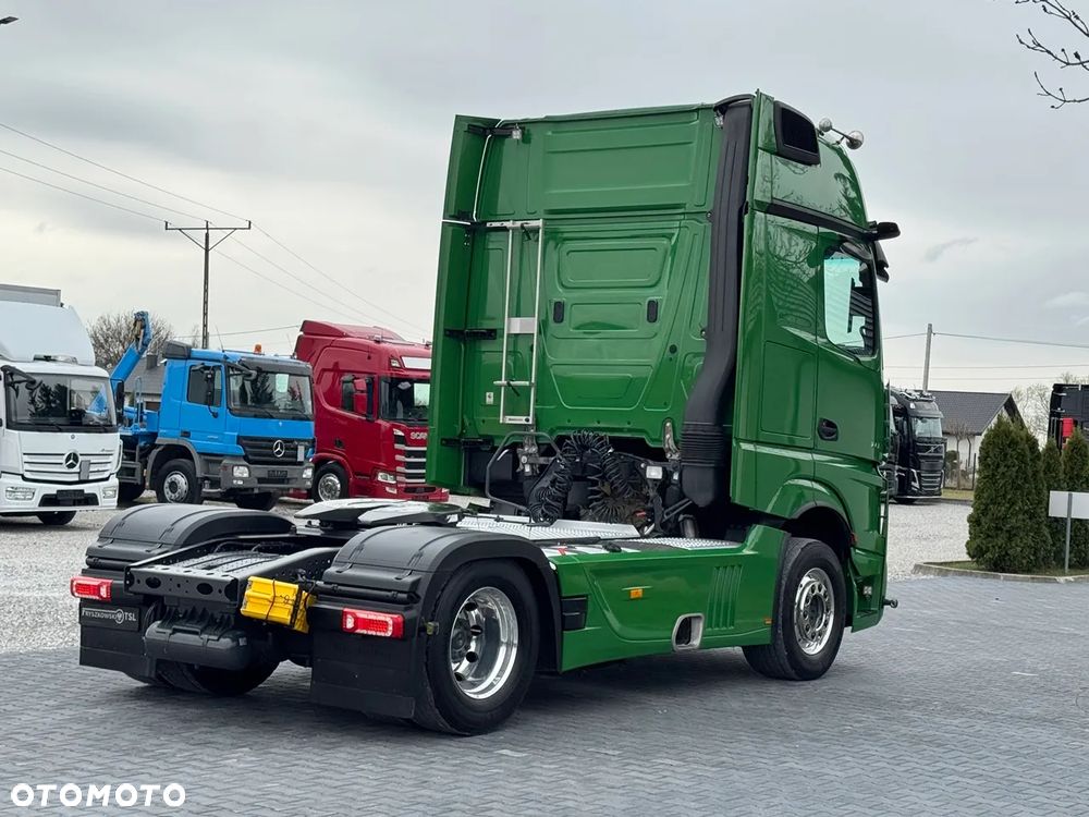 Mercedes-Benz ACTROS 1851 GIGA SPACE / ACC /SALONKA / NAVIGACJA / DWA ŁÓŻKA - 17