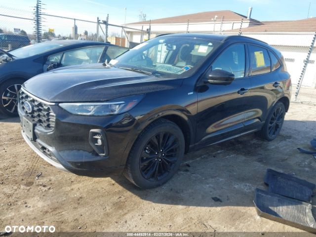 Ford Escape - 1