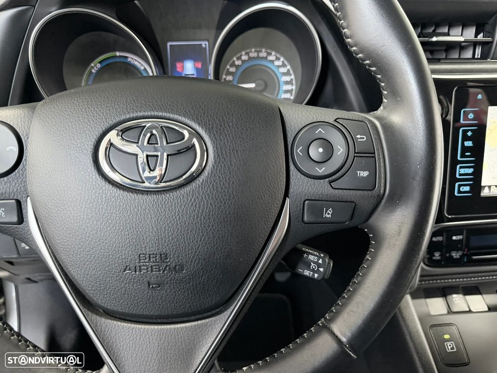 Toyota Auris Touring Sports 1.8 HSD Exclusive+Navi - 25