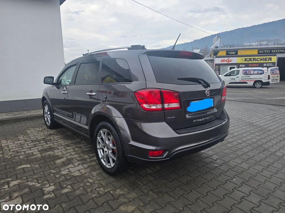 Fiat Freemont 2.0 Multijet Lounge AWD - 2