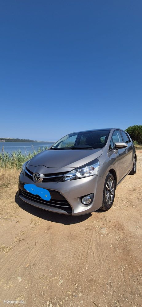 Toyota Verso 1.6 D-4D Comfort+GPS - 1