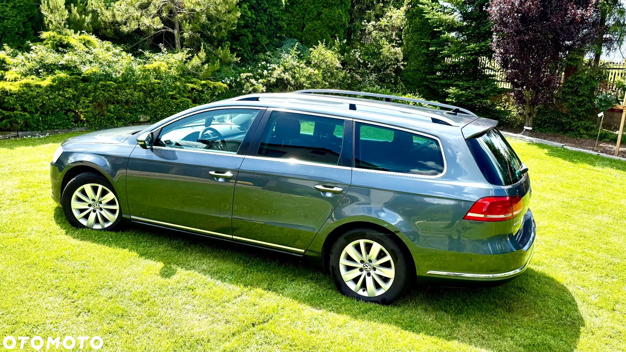 Volkswagen Passat 1.6 TDI DPF BlueMot Comfortline - 1