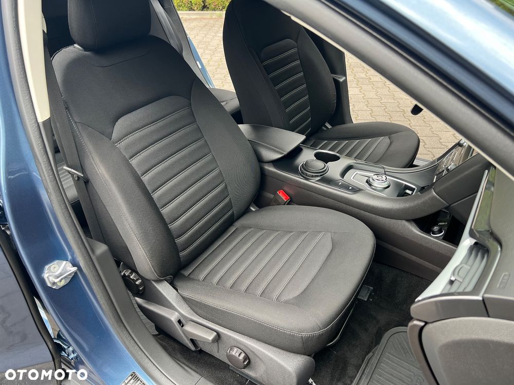 Ford Mondeo - 22