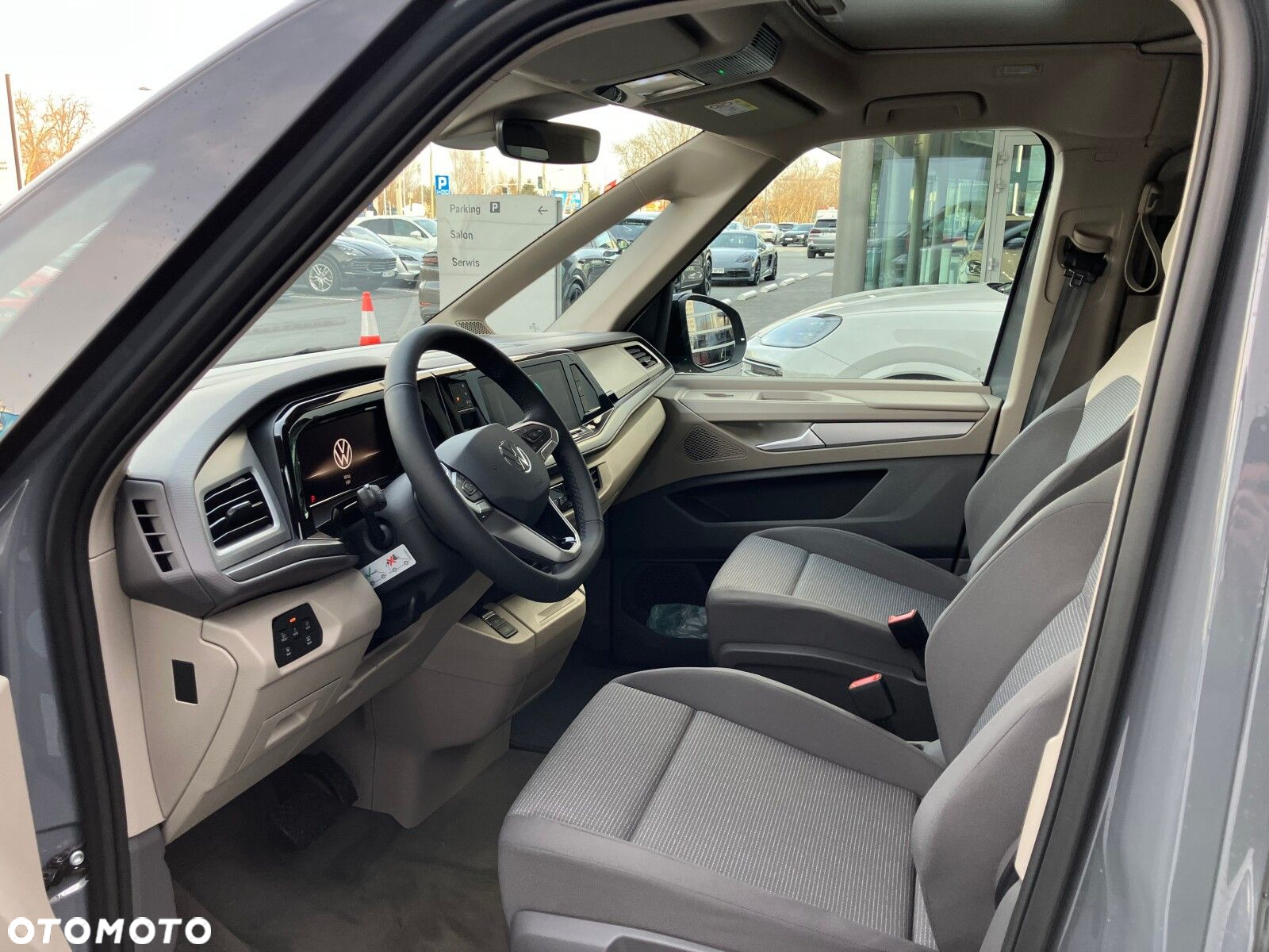 Volkswagen california Nowa California Beach silnik: 2,0 l TSI OPF 204 KM / skrzynia biegów: 7-biegowa DSG rozstaw osi: 3124 mm - 12