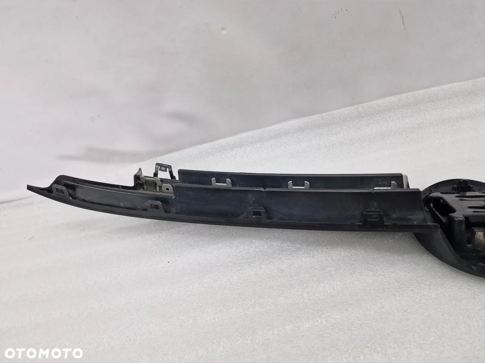 VW POLO 2G0 17- ATRAPA / GRILL PRZEDNI PRZÓD , NR 2G0853651L / 2G0853653L , NR AUKCJI GL519 - 13