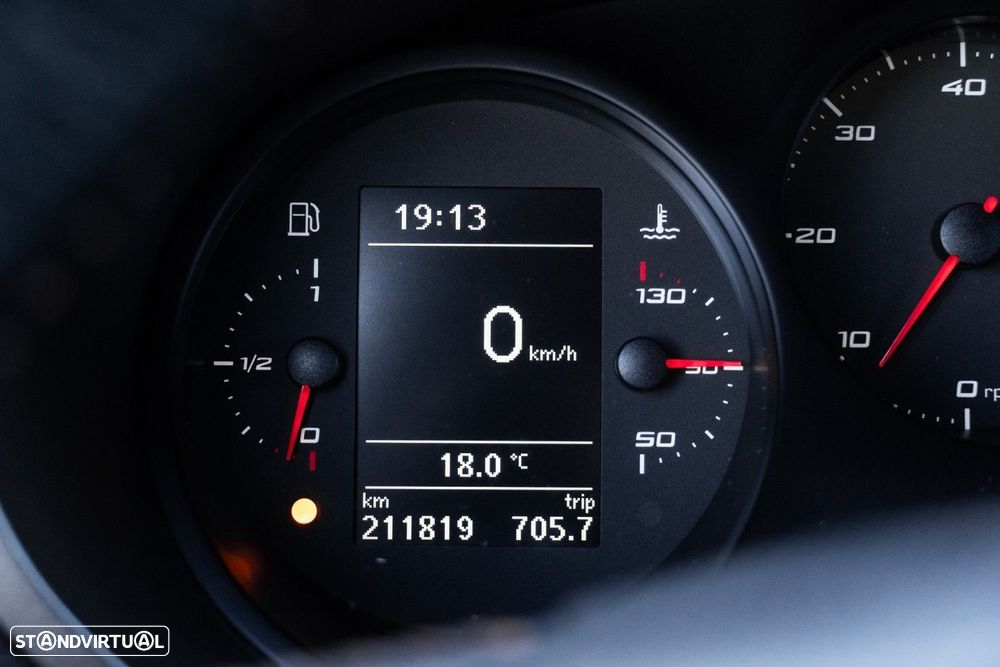 SEAT Leon 2.0 TDI FR DPF - 12