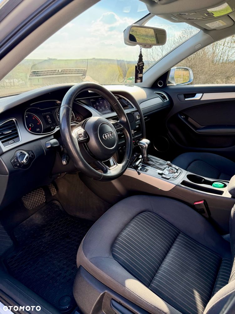 Audi A4 Limousine 2.0 TDI DPF multitronic Attraction - 7