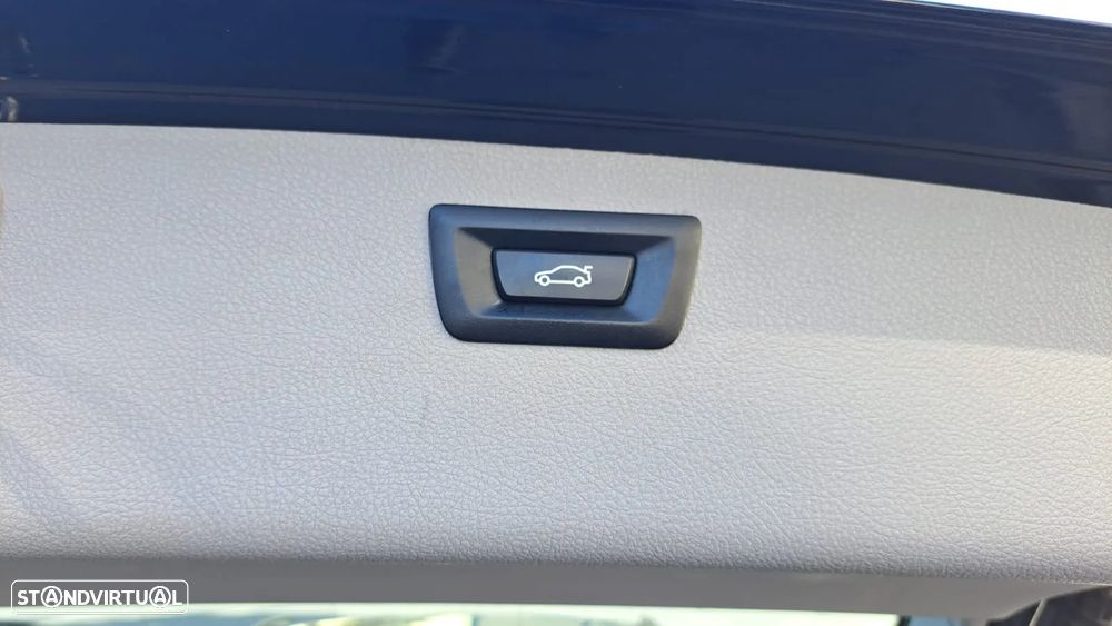 BMW 320 d Touring Line Sport - 38