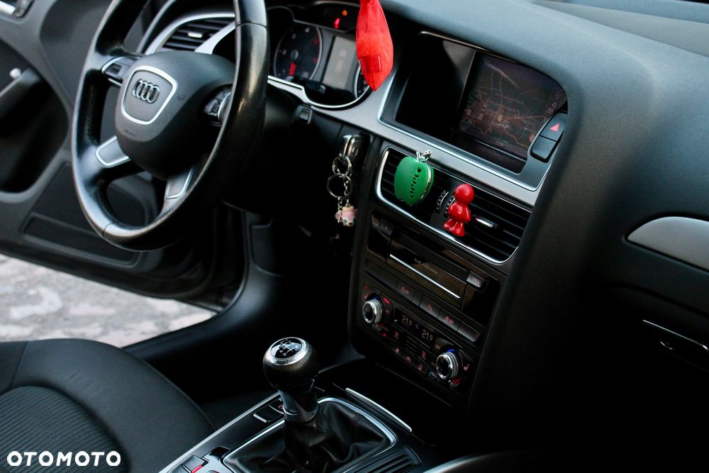 Audi A4 Avant 2.0 TDI DPF Attraction - 14