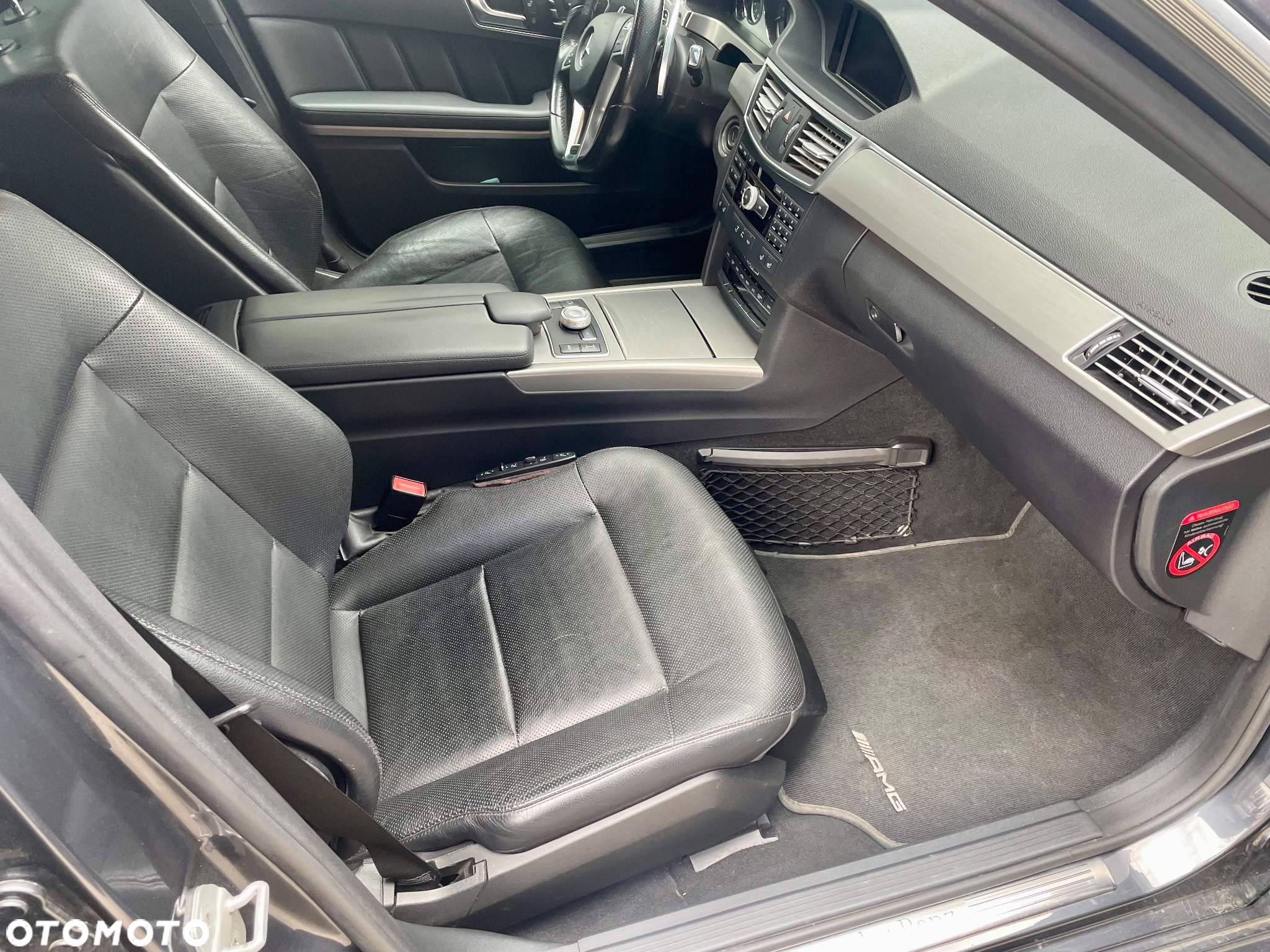 Mercedes-Benz Klasa E 500 T 4Matic 7G-TRONIC Avantgarde - 20