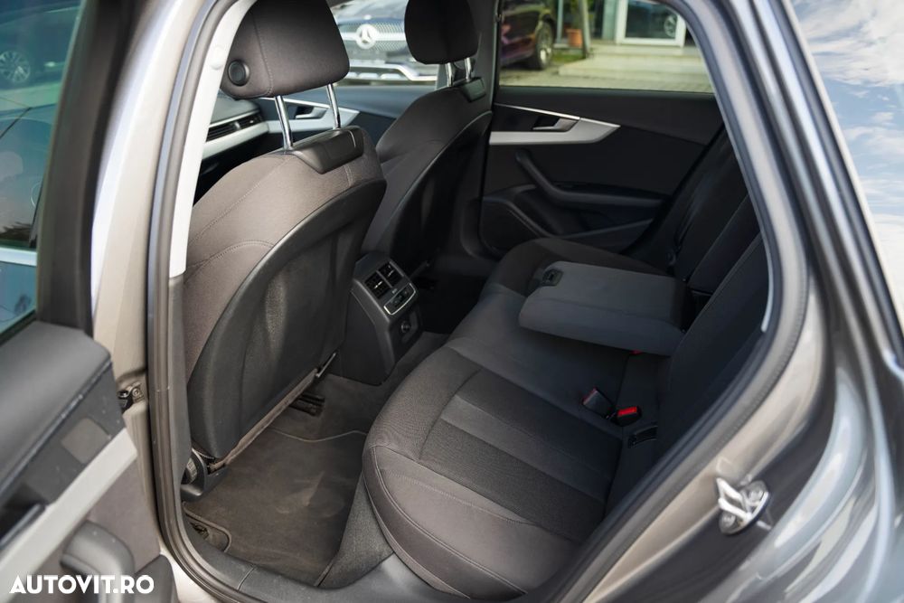 Audi A4 Avant 2.0 40 TFSI MHEV S tronic S Line - 18