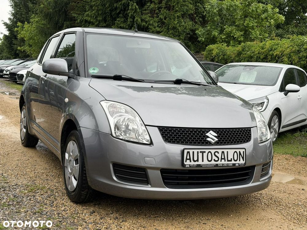 Suzuki Swift - 4