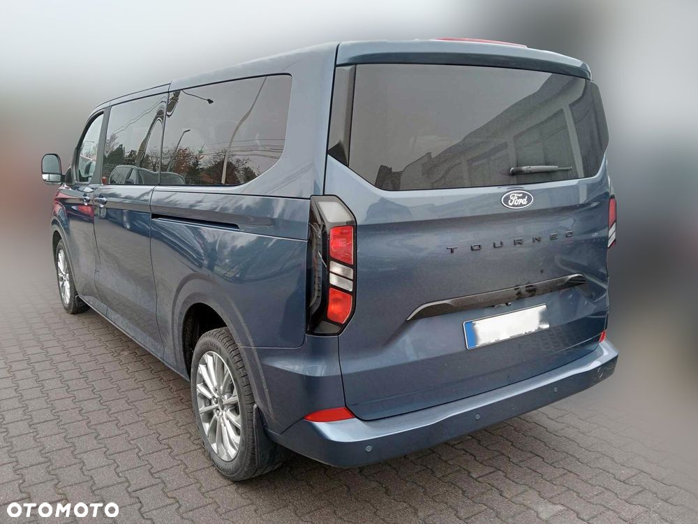 Ford Tourneo Custom 2.0 EcoBlue 320 L2 Titanium - 4
