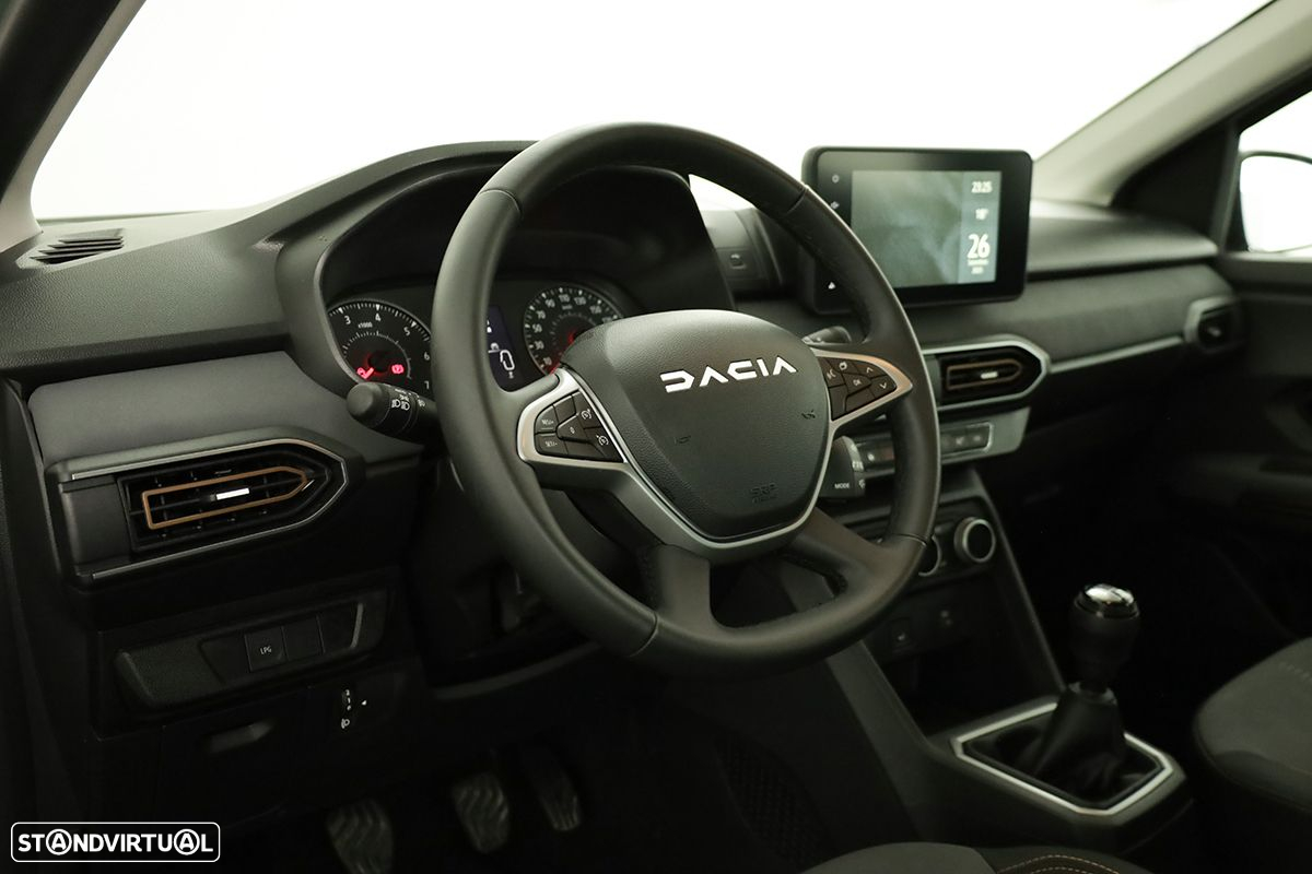 Dacia Sandero - 7