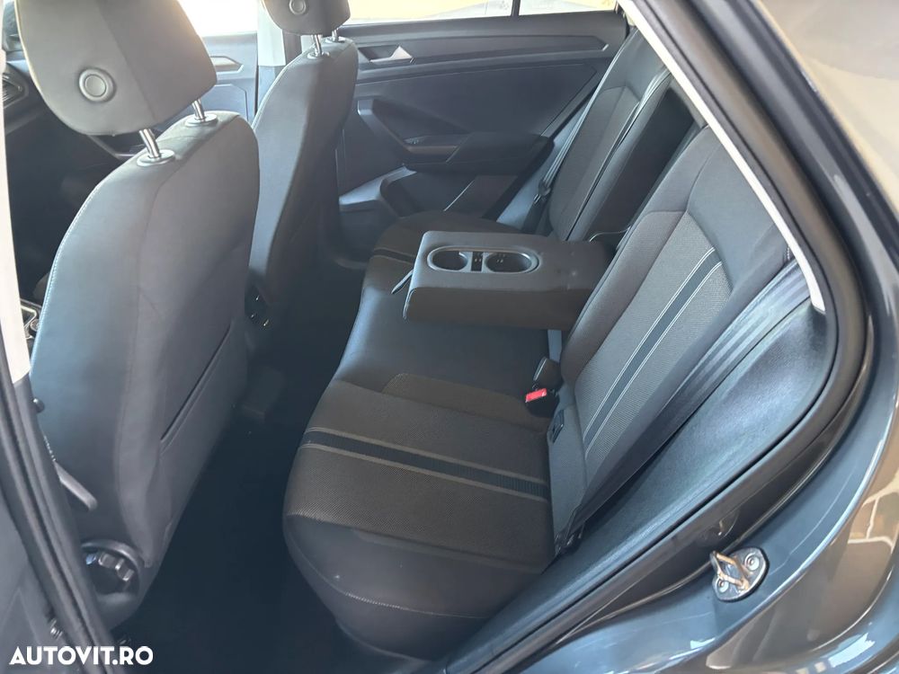 Volkswagen T-ROC - 29