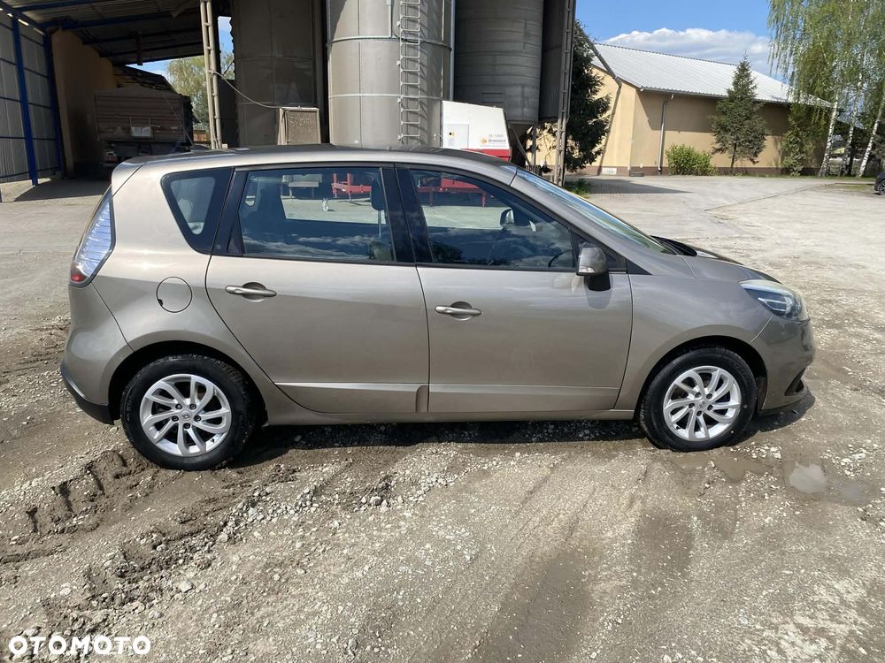 Renault Scenic - 10