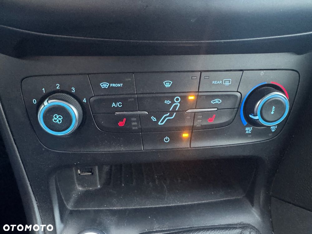 Ford Focus - 17