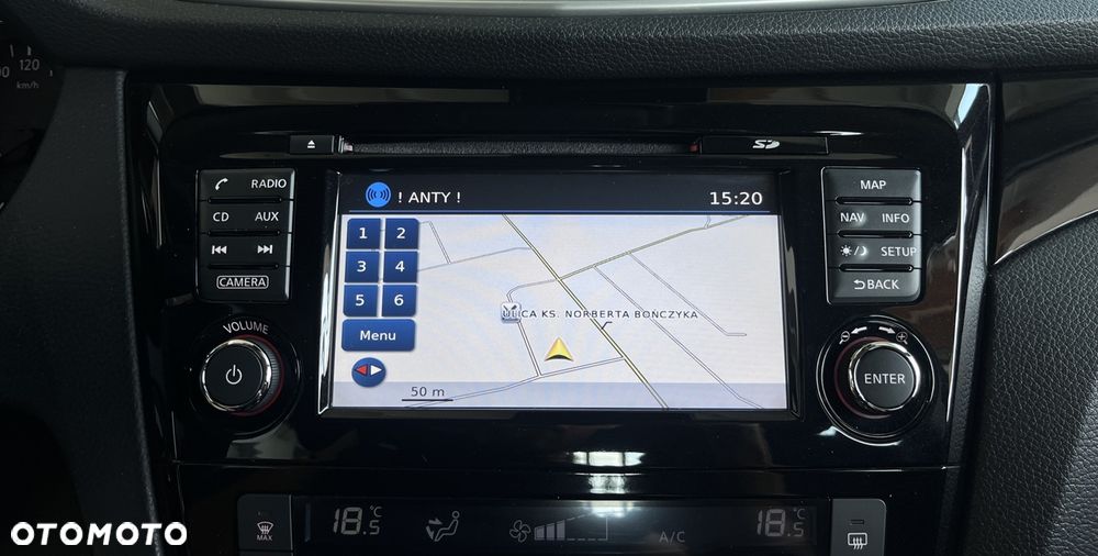 Nissan Qashqai 1.2 DIG-T N-Connecta EU6 - 25