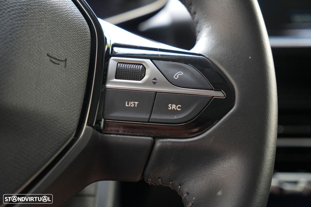 Peugeot 2008 1.2 PureTech Allure Pack - 13