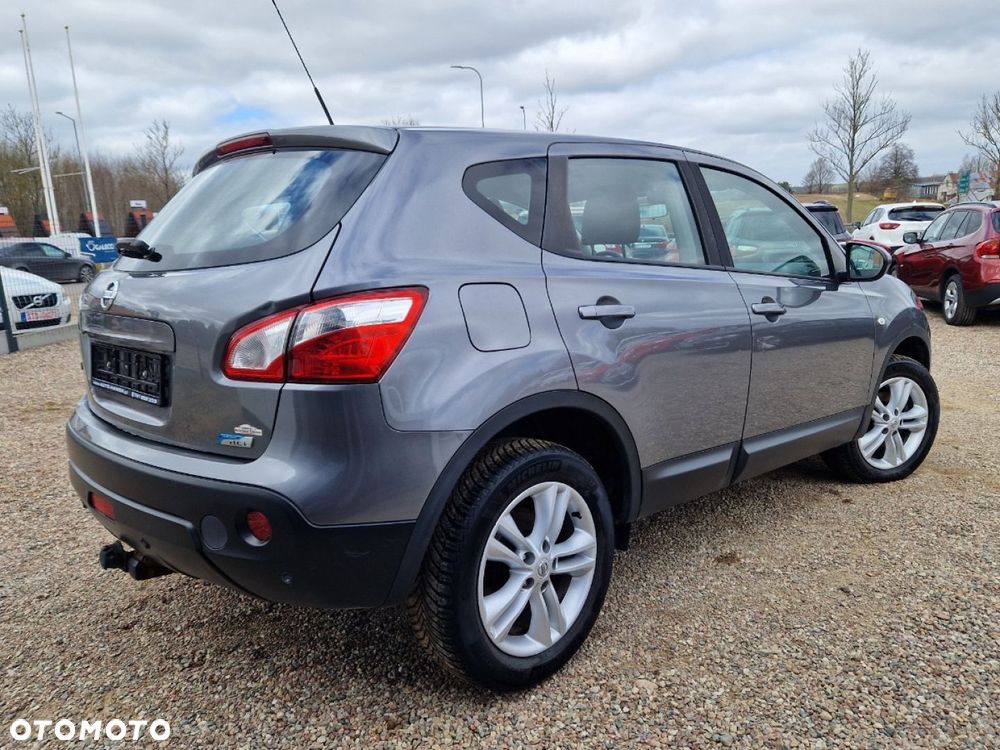 Nissan Qashqai - 2