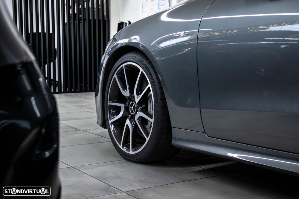 Mercedes-Benz E 53 AMG 4Matic+ - 9