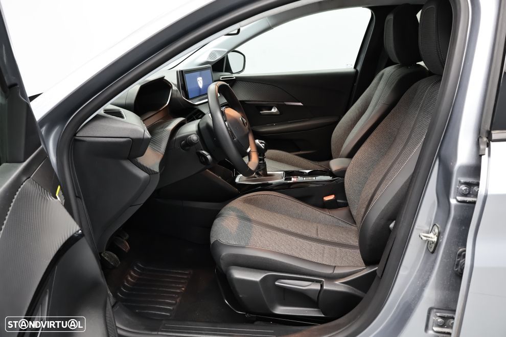 Peugeot 208 1.2 PureTech Allure - 22